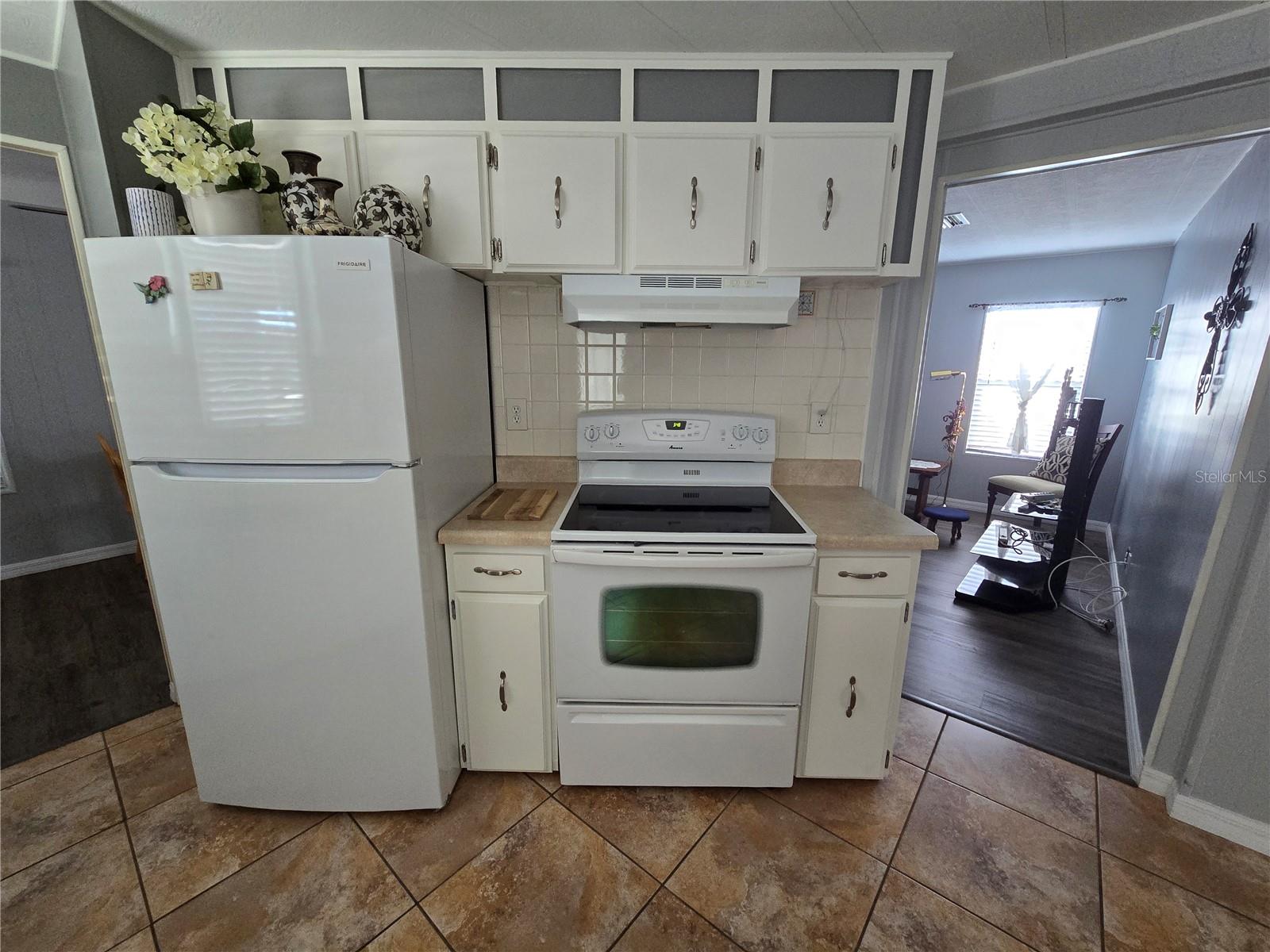 ARIANA SHORES MHP - Residential