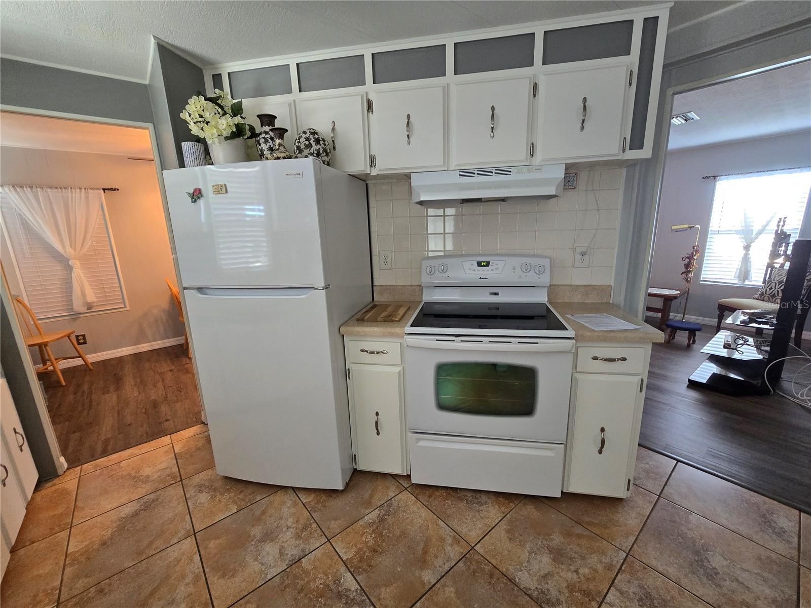 ARIANA SHORES MHP - Residential