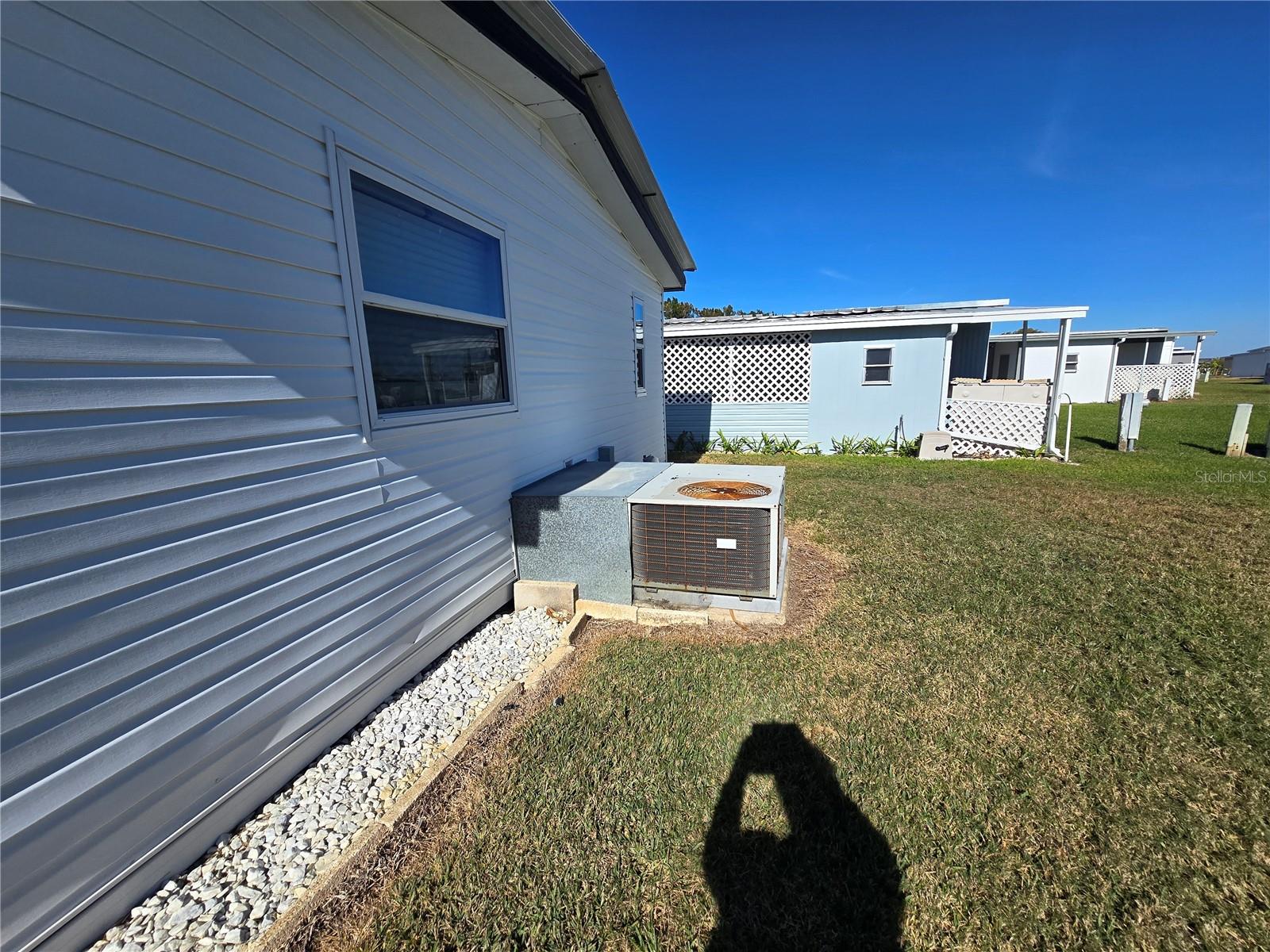 ARIANA SHORES MHP - Residential