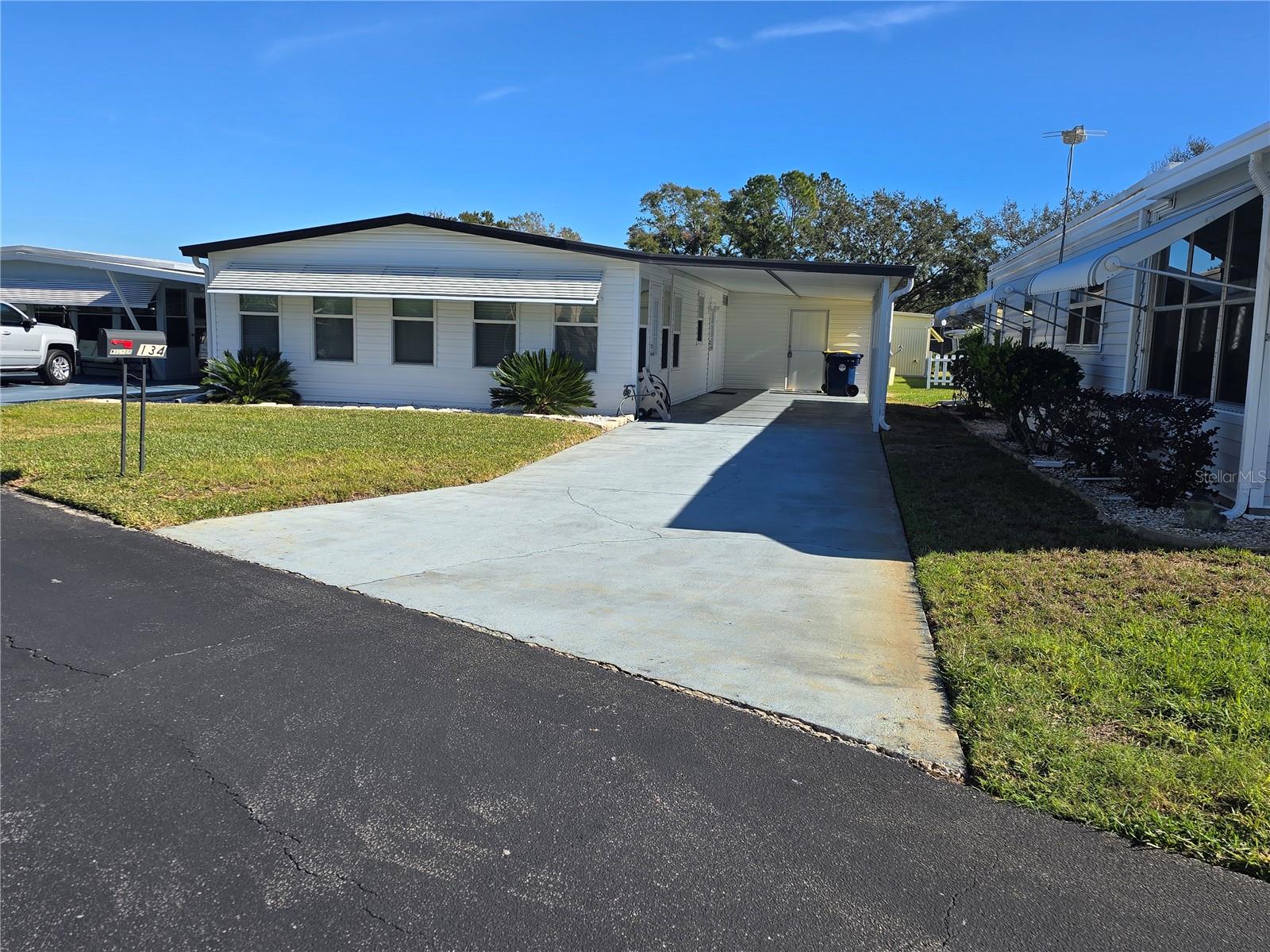 ARIANA SHORES MHP - Residential