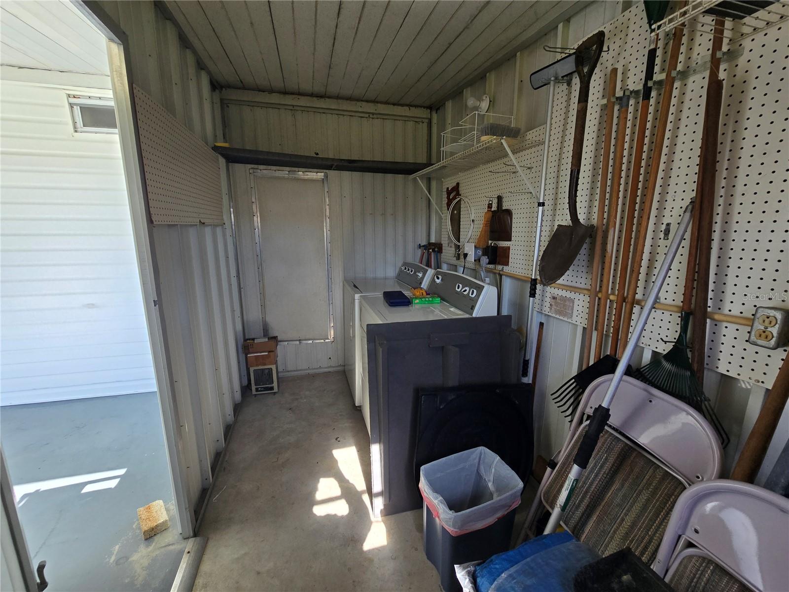 ARIANA SHORES MHP - Residential