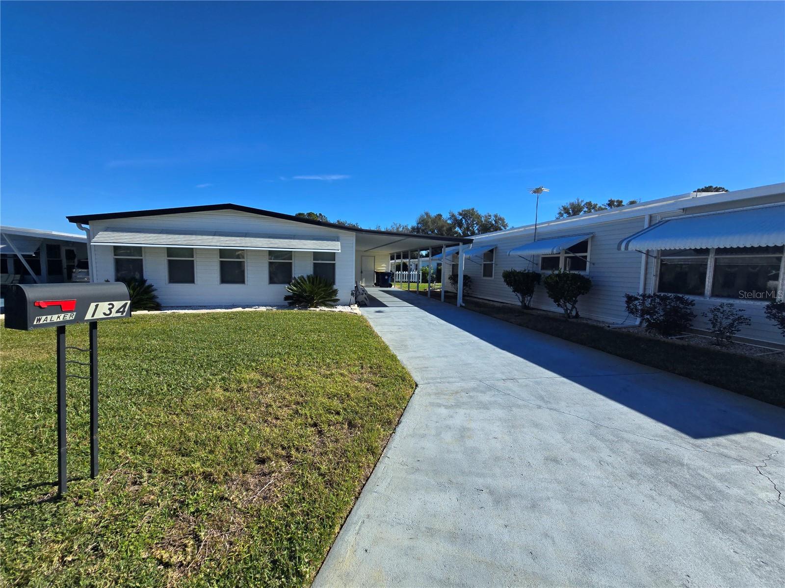 ARIANA SHORES MHP - Residential