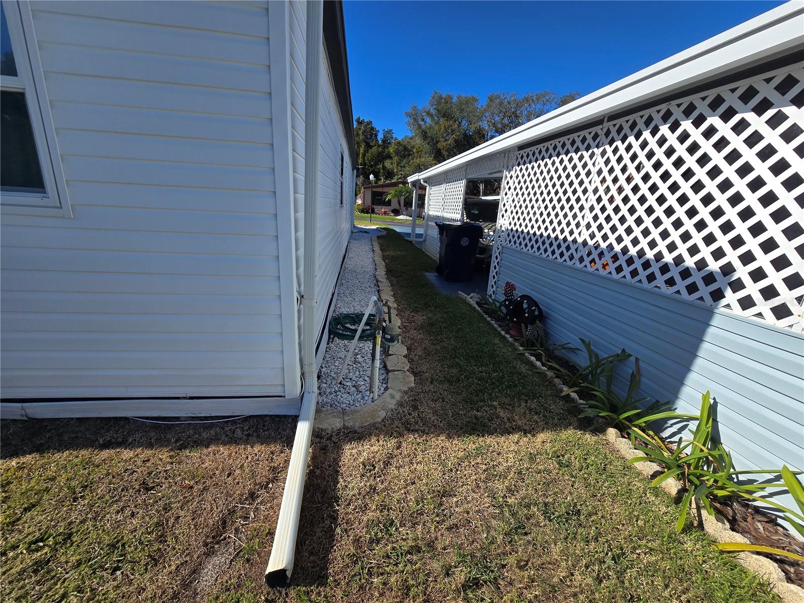 ARIANA SHORES MHP - Residential