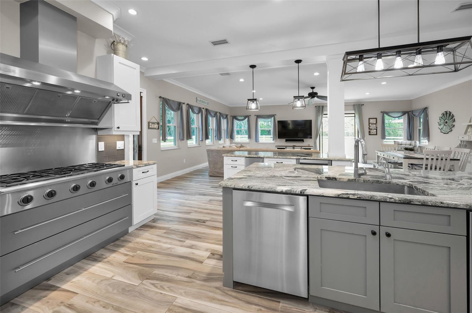 OAK HILL ACRES - Residential