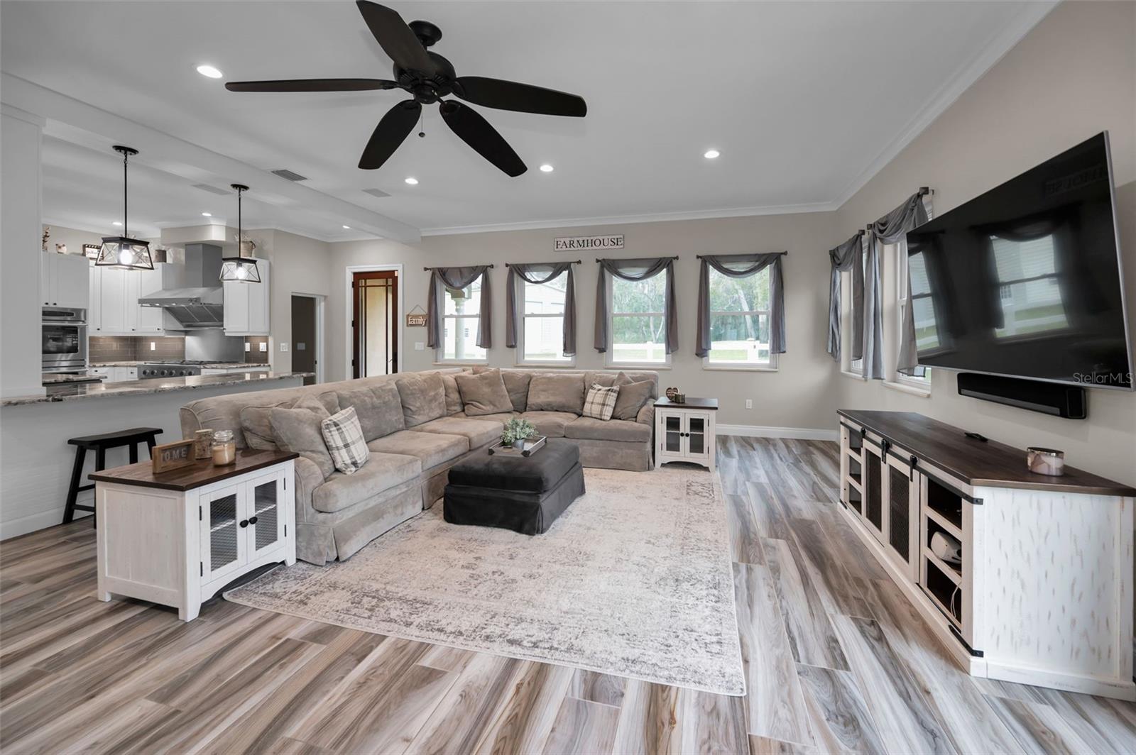 OAK HILL ACRES - Residential
