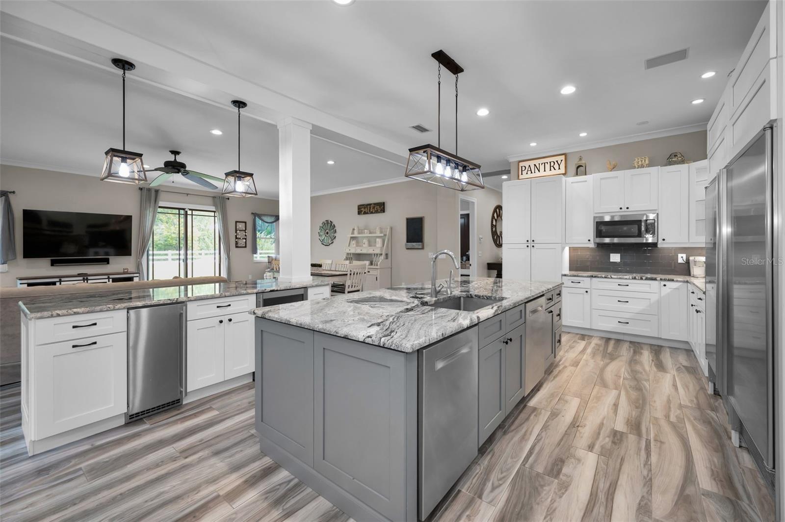 OAK HILL ACRES - Residential