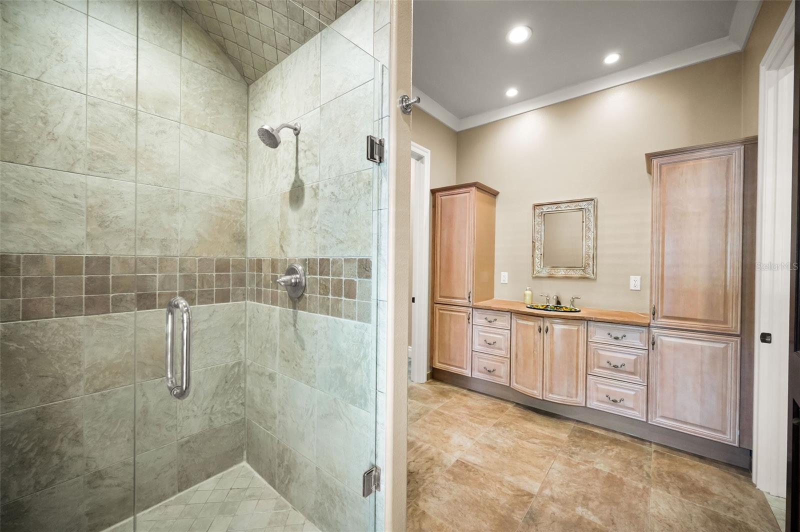 OAK HILL ACRES - Residential