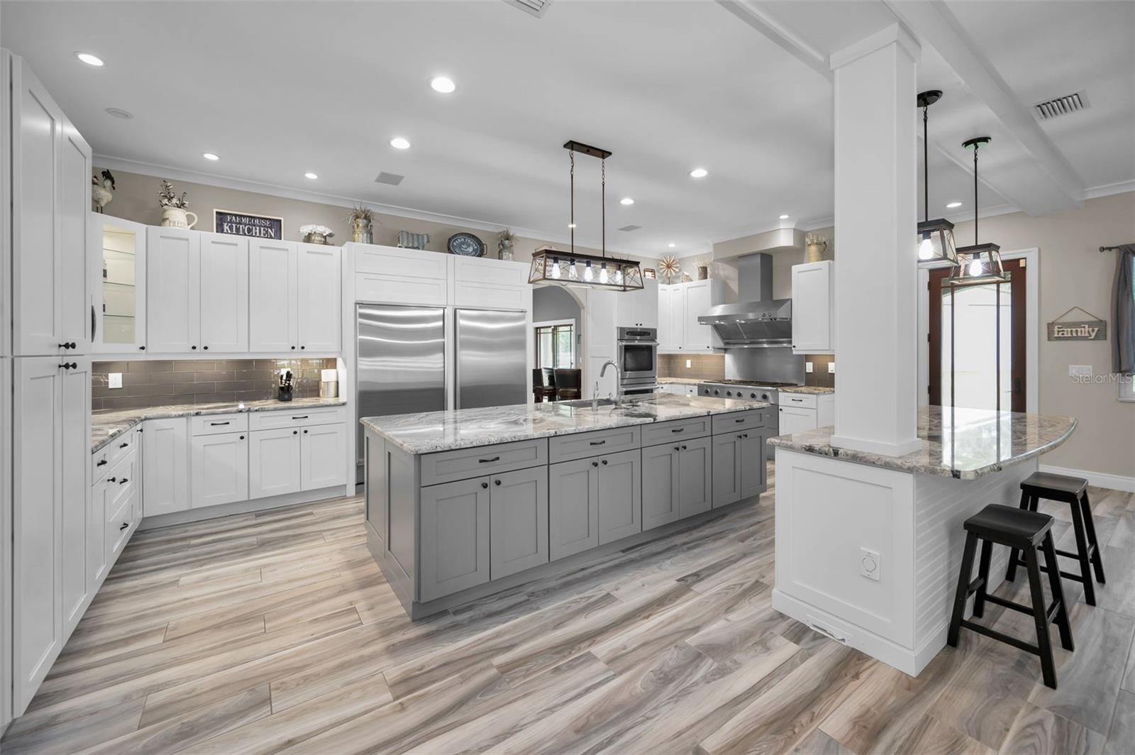 OAK HILL ACRES - Residential