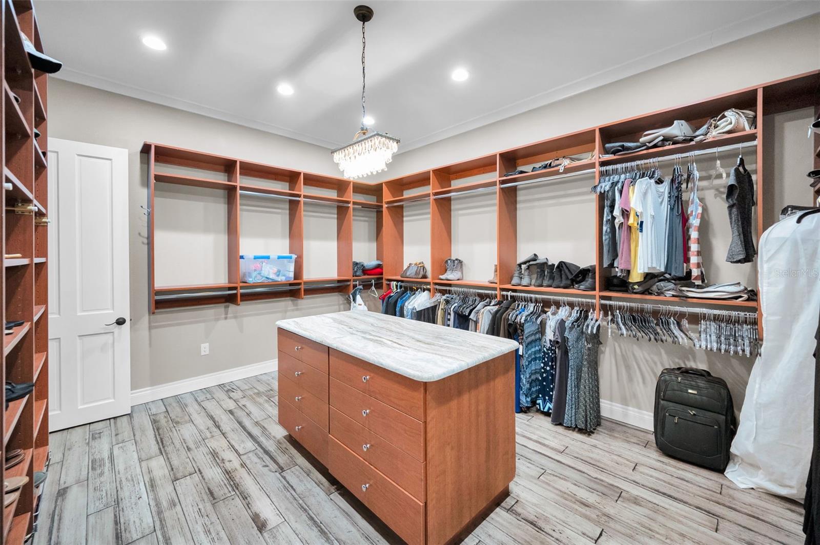 OAK HILL ACRES - Residential