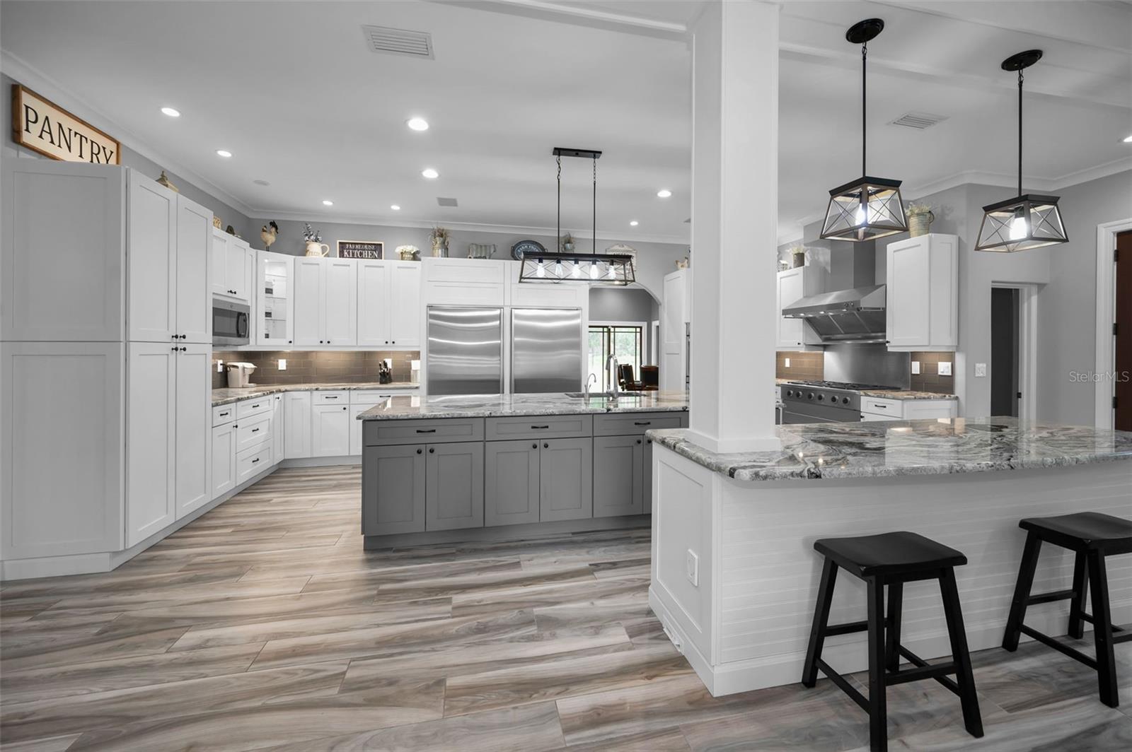 OAK HILL ACRES - Residential