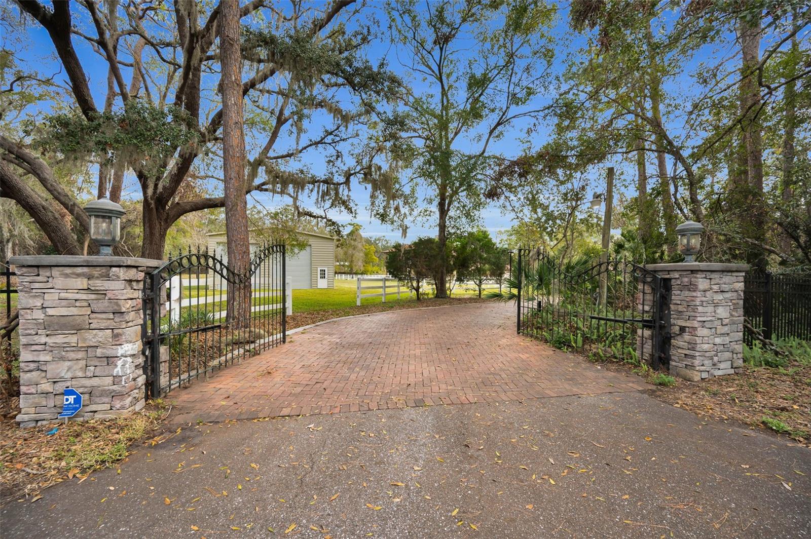 249 DOGWOOD TRACE