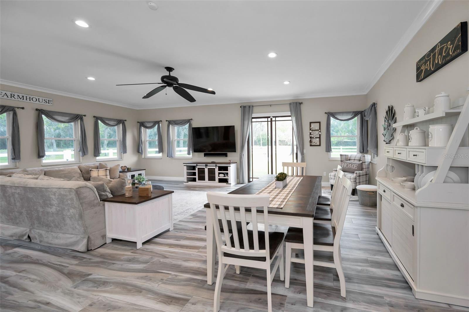OAK HILL ACRES - Residential