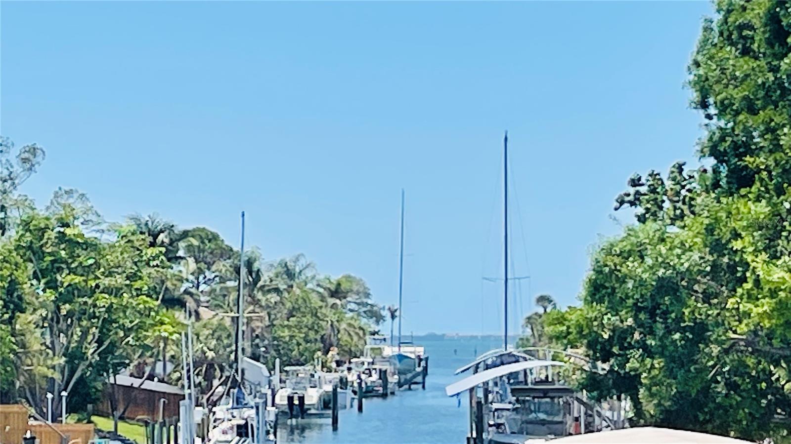 409 BRYN MAWR ISLAND