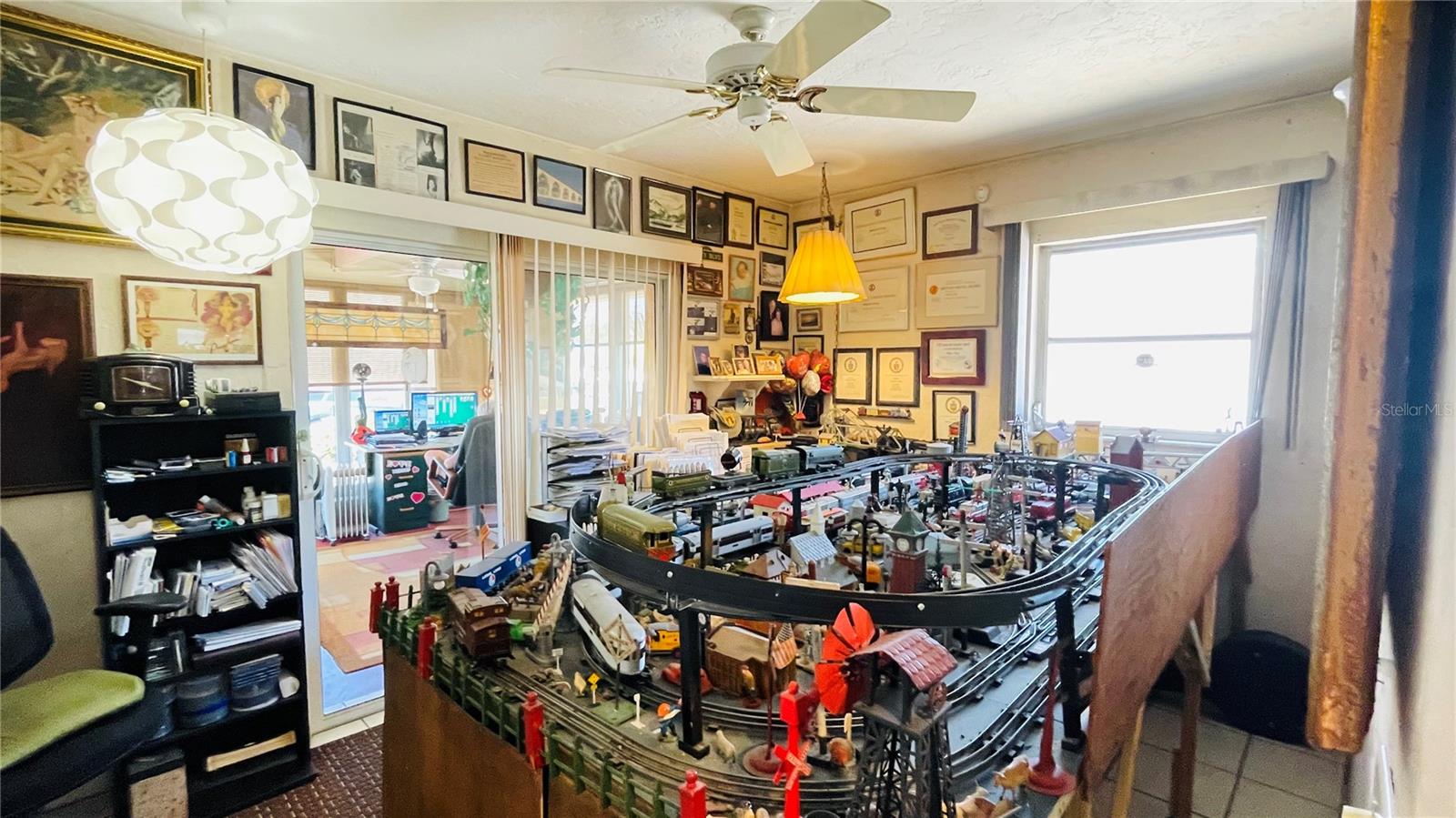 BAYSHORE GARDENS SEC 4 - Residential