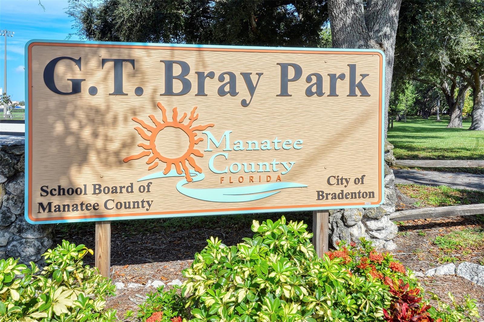 BAYSHORE GARDENS SEC 4 - Residential