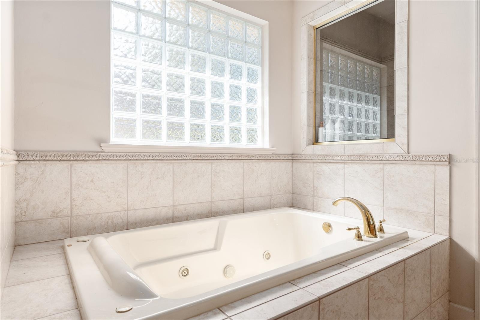 BRECKENRIDGE - Residential