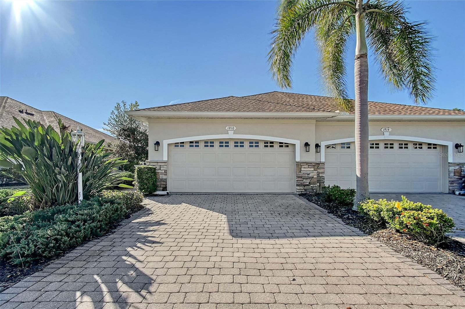1910 SCARLETT AVENUE