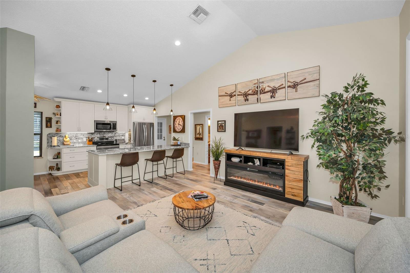 1012 OSPREY COURT