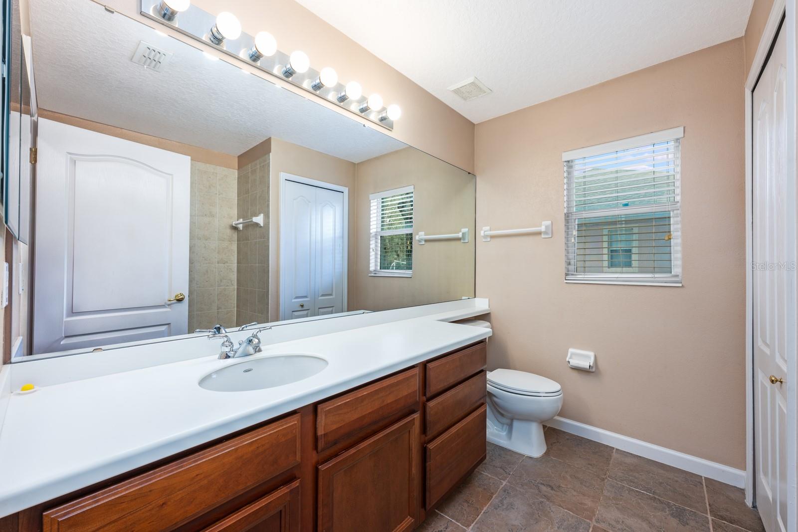 ROCK SPGS RDG PH V-B - Residential