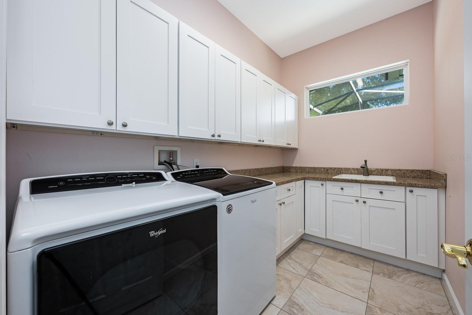 ROCK SPGS RDG PH V-B - Residential