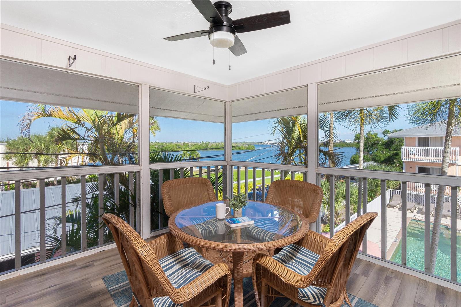 DEVINES TURTLE BAY - Residential