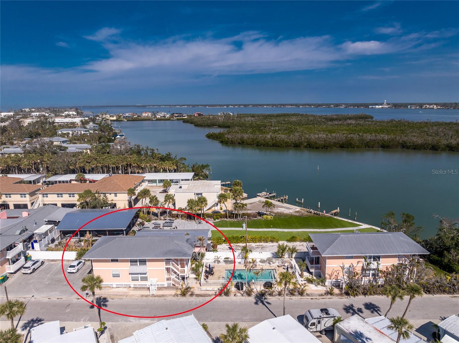 DEVINES TURTLE BAY - Residential