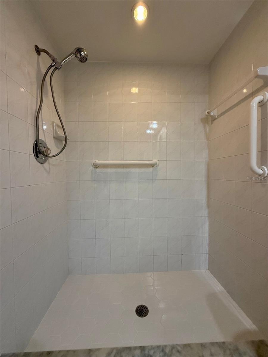 PORT CHARLOTTE SEC 41 - Residential Lease