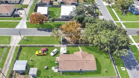 A home in DAVENPORT