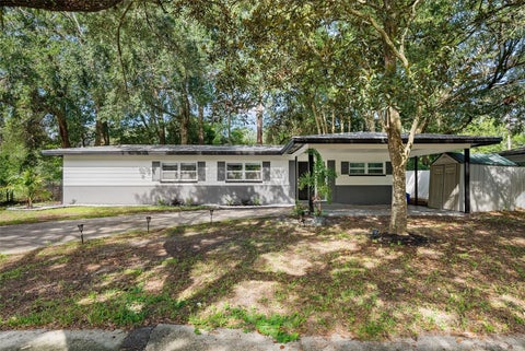 Photo of 2830 NE 16th Terrace, Gainesville, FL 32609 (MLS # GC543240)