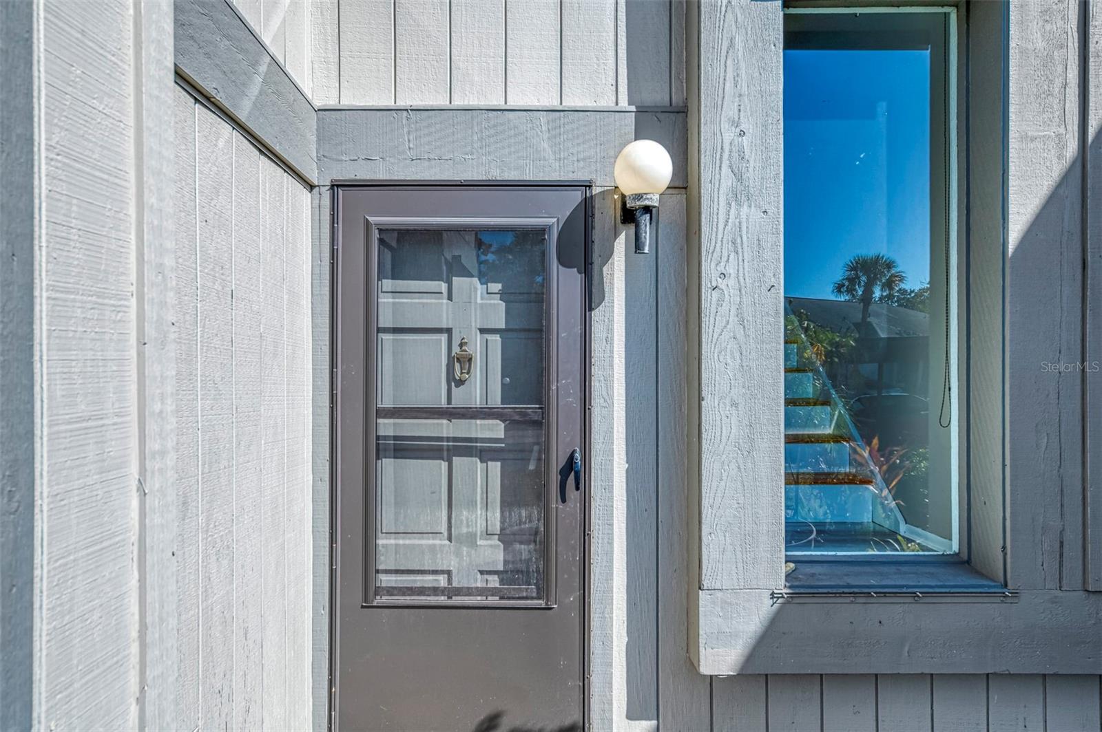 984 N BENEVA ROAD T7