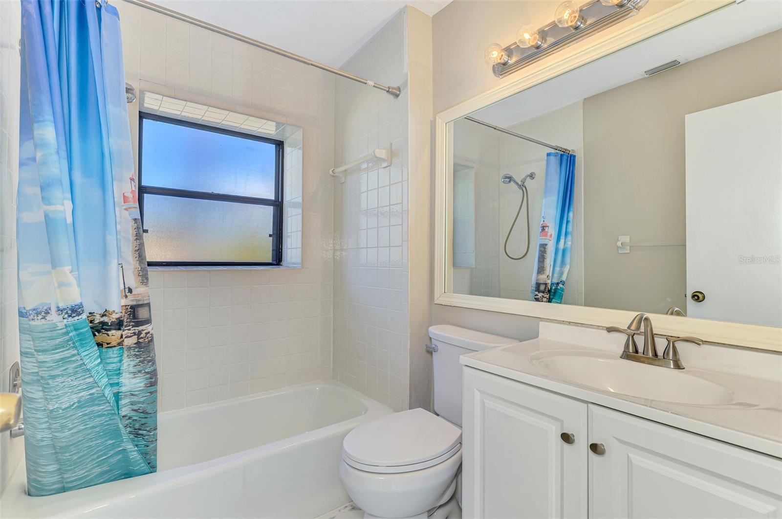 GLEN THE - Residential