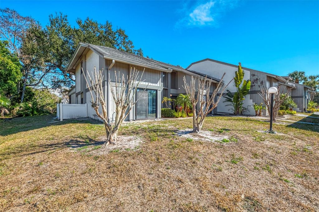 Photo of 984 N Beneva Road #T7, Sarasota, FL 34232 (MLS # A4682820)