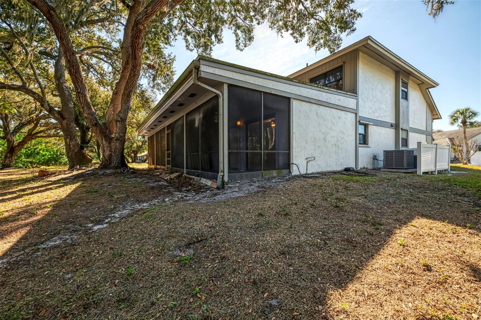 GLEN THE - Residential