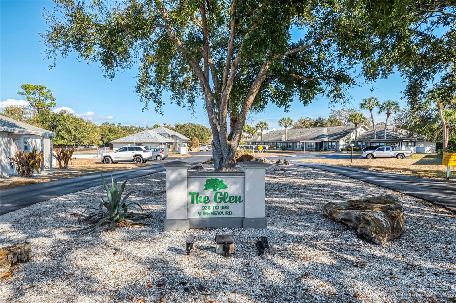 GLEN THE - Residential