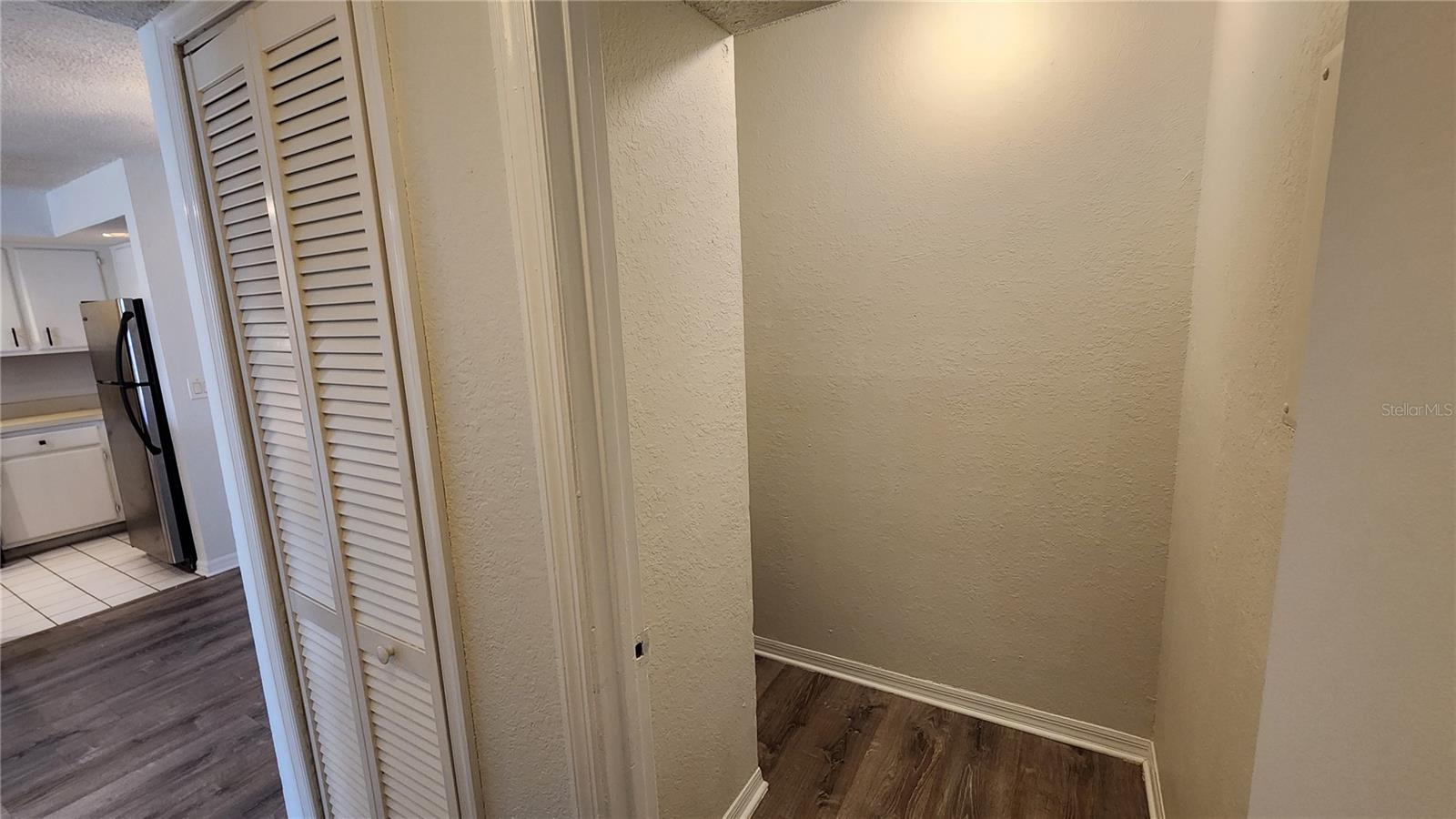 VENETIAN PLACE - Residential Lease