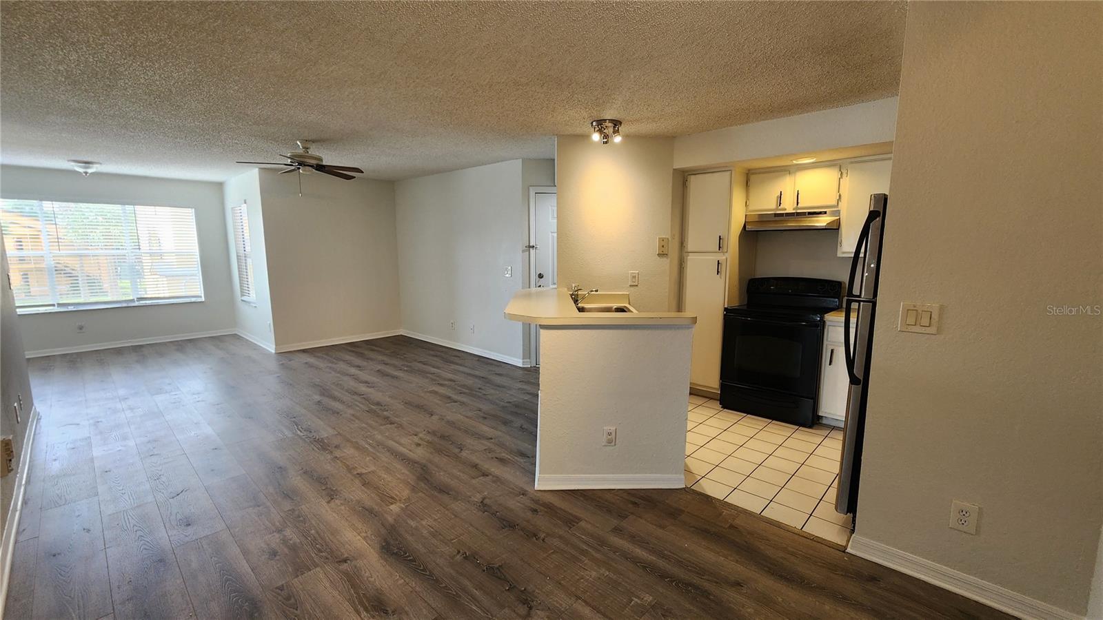 VENETIAN PLACE - Residential Lease