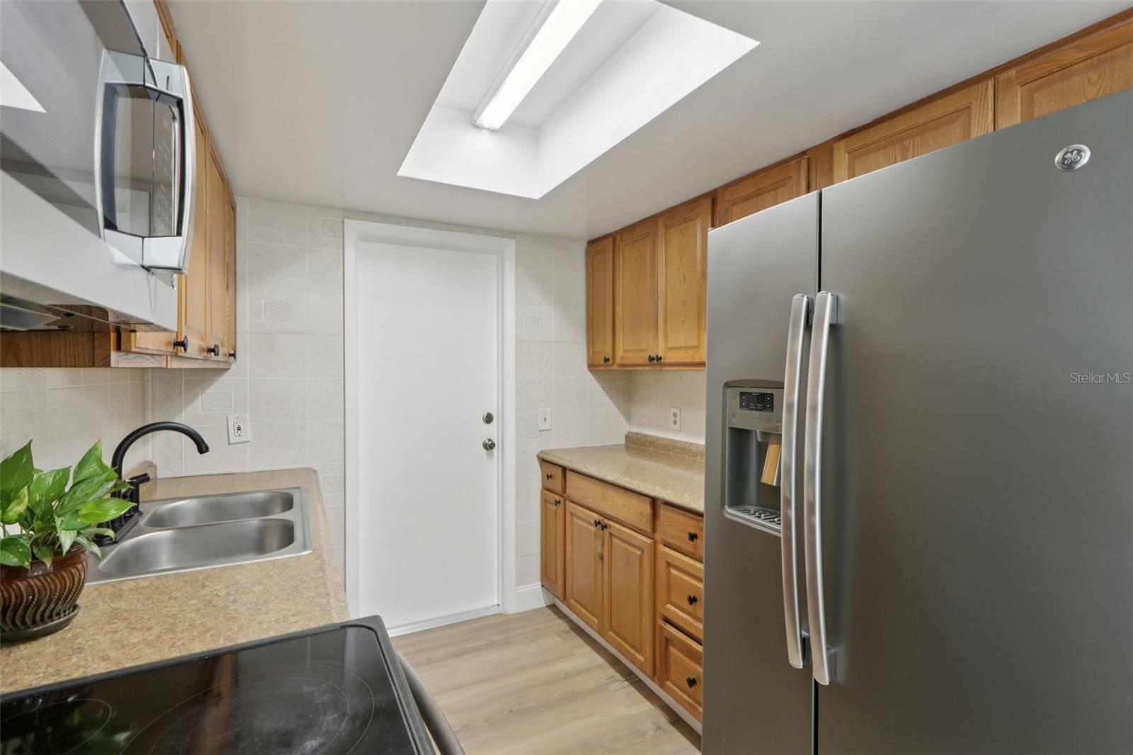 7499 7TH STREET N