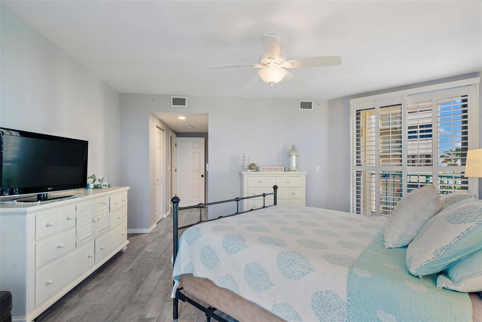 SUNWATCH ON ISLAND - Residential