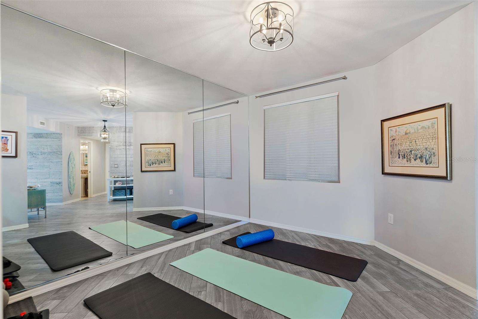 SUNWATCH ON ISLAND - Residential