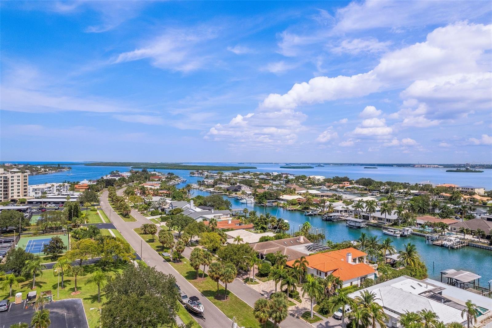 SUNWATCH ON ISLAND - Residential