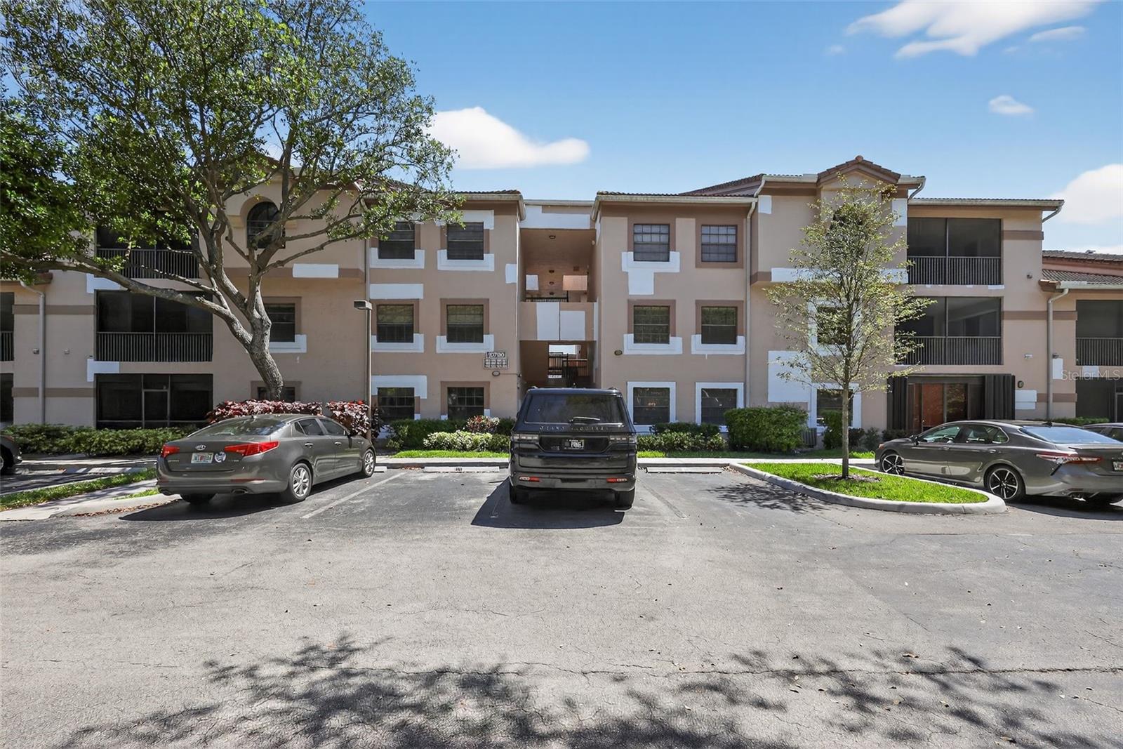 10790 NW 14TH STREET 184