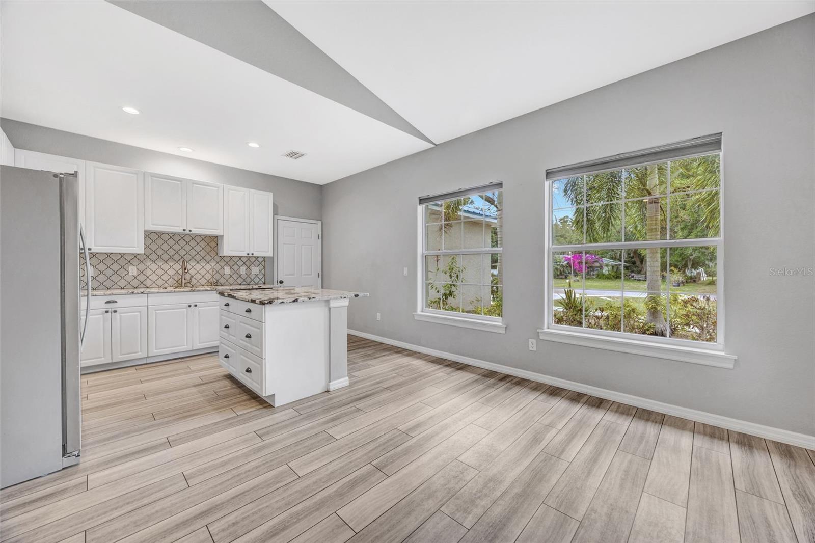 SANDALWOOD ESTATES FIRST ADD - Residential