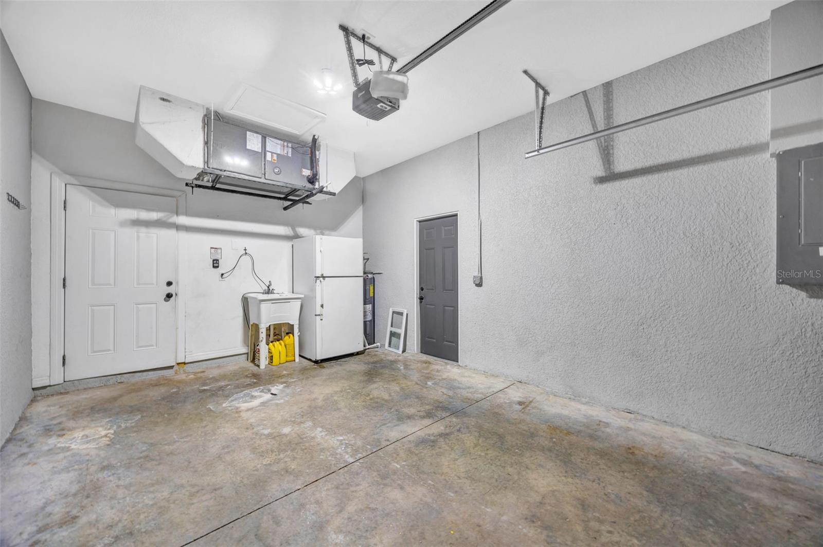 SANDALWOOD ESTATES FIRST ADD - Residential