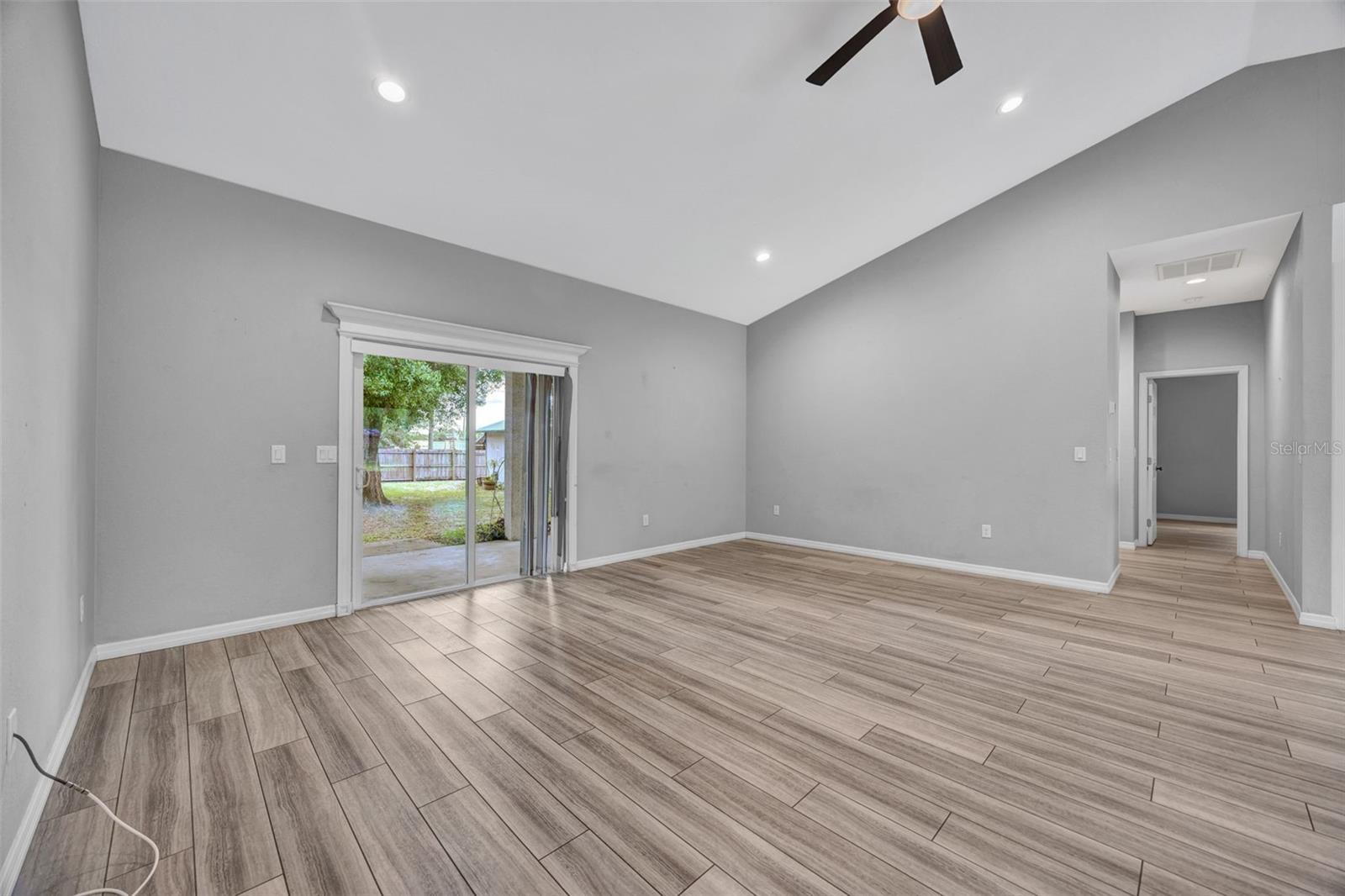 SANDALWOOD ESTATES FIRST ADD - Residential