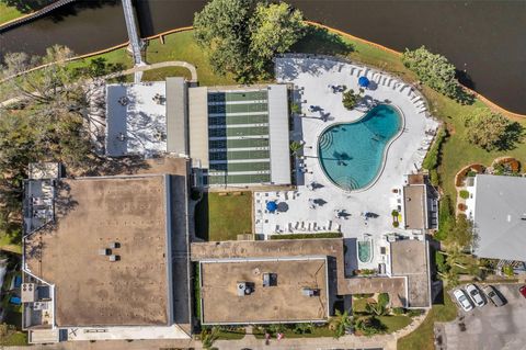 A home in SEMINOLE