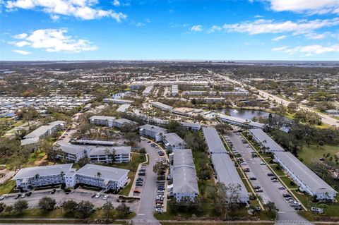 A home in SEMINOLE