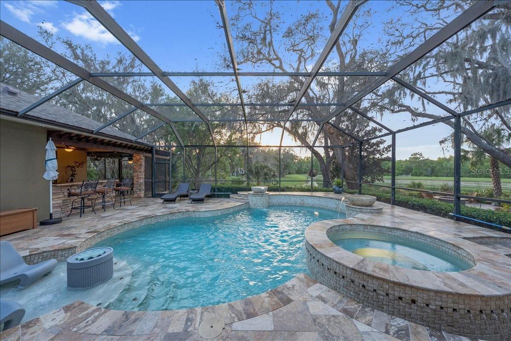 Photo of 5702 Ternpark Drive, Lithia, FL 33547 (MLS # TB8490984)