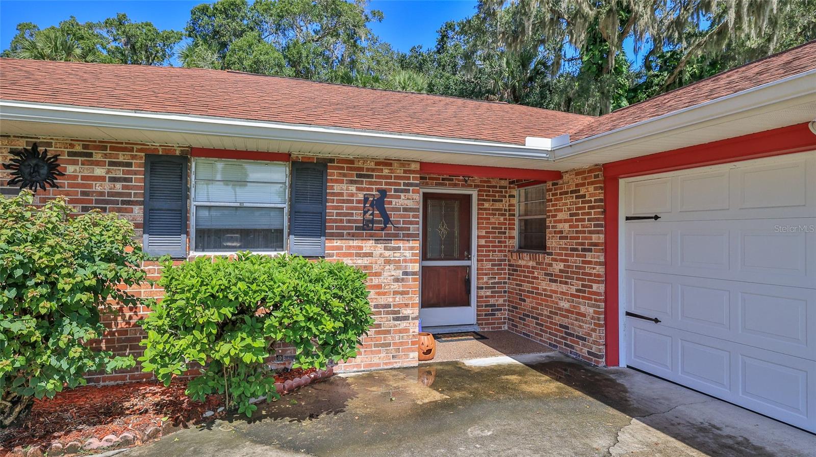 725 GREEN ROAD