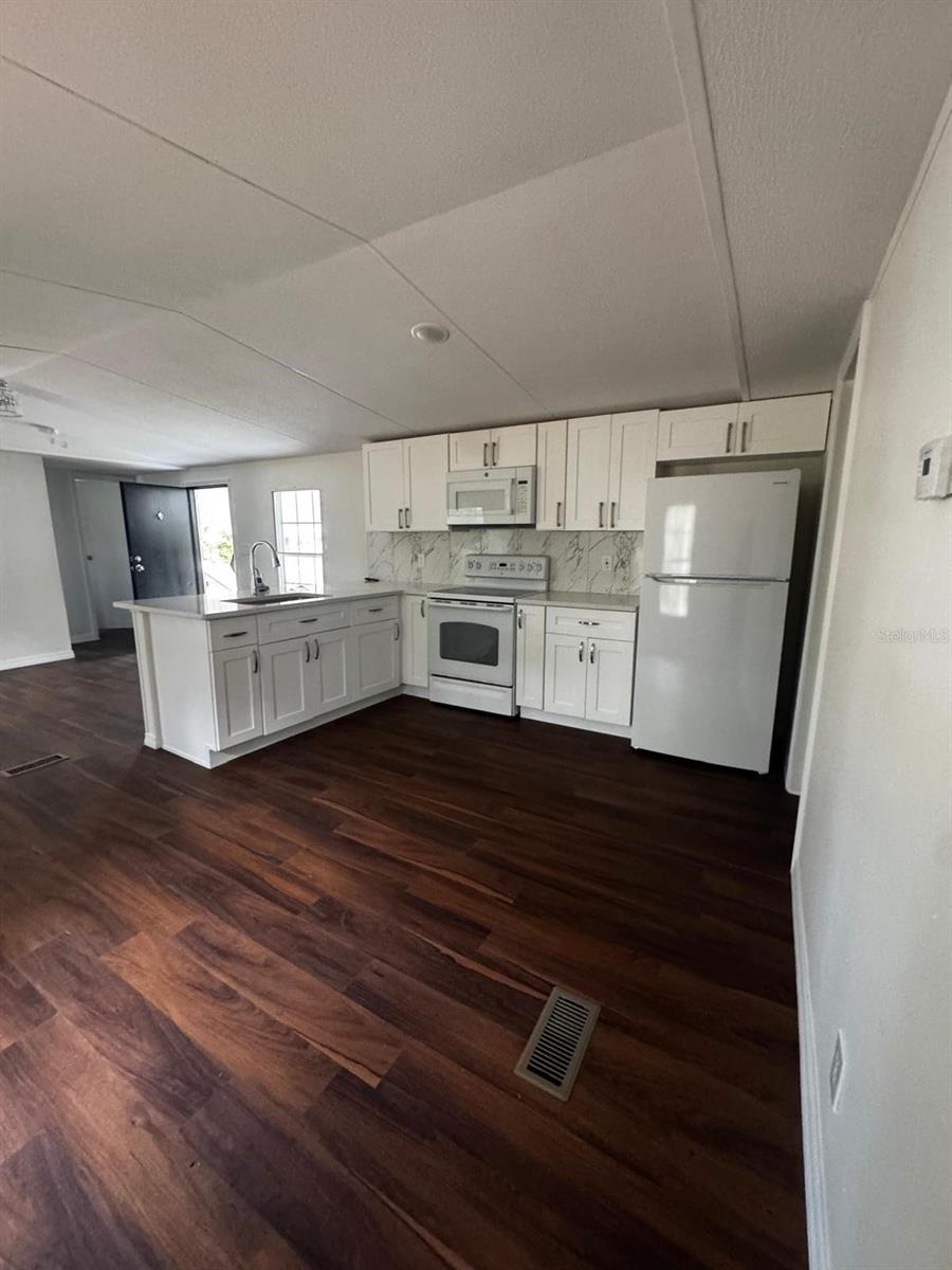 WAHNETA FARMS - Residential