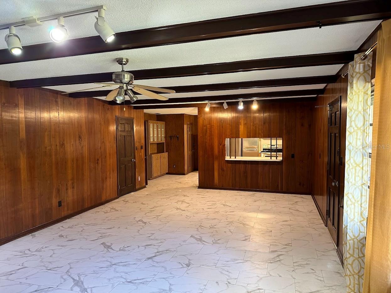 EDGEWOOD PARK UN #3 - Commercial Sale